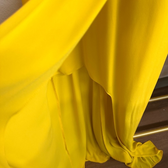 BCBGMaxAzria Vibrant Yellow Maxi Dress - Picture 3 of 10